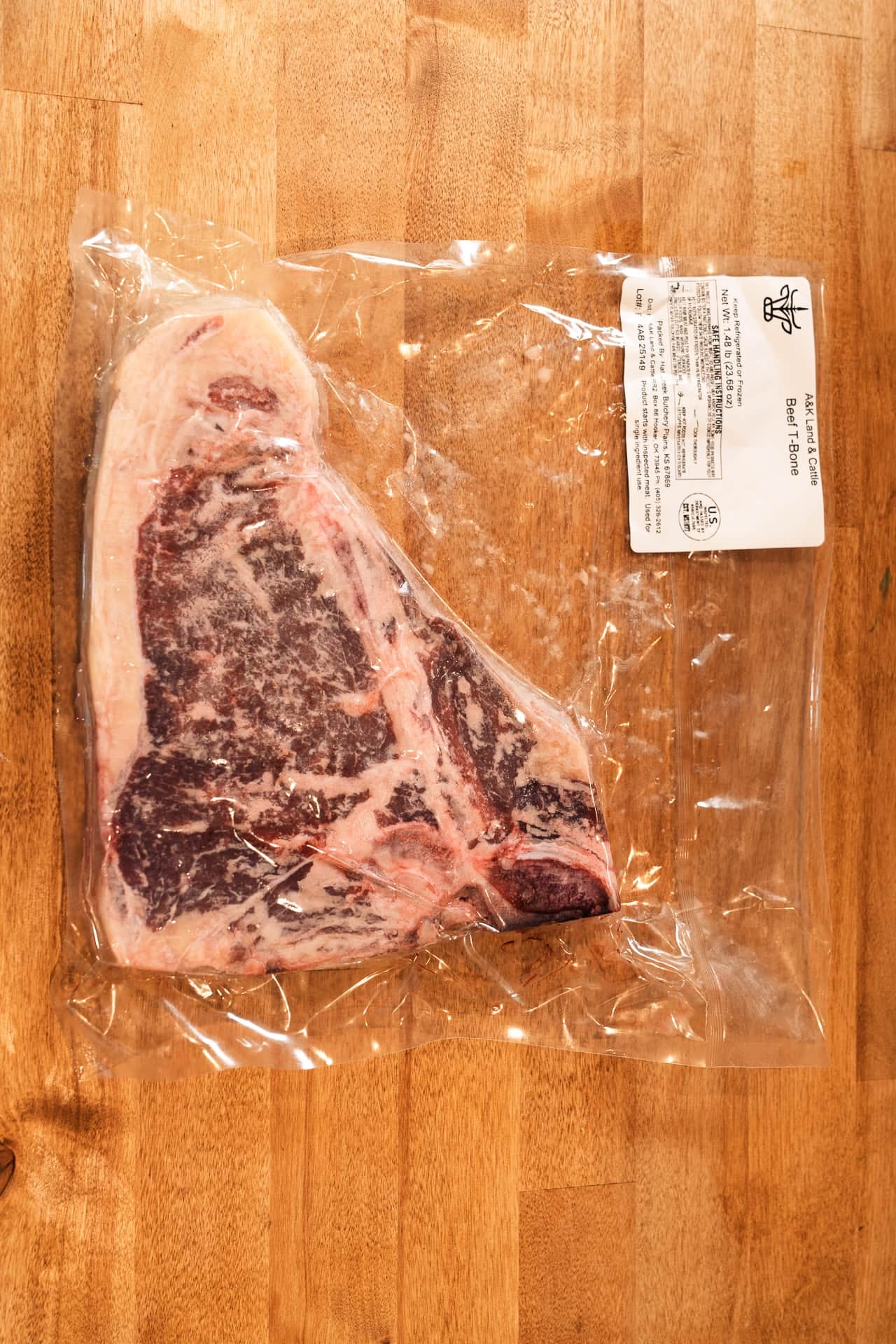 T-Bone Steak – 1 steak (Avg. 1.7–1.9 lbs)
